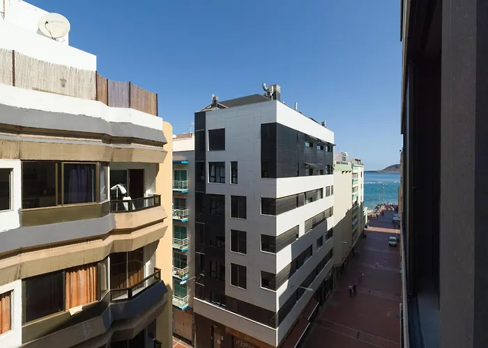 Rev By Canariasgetaway *